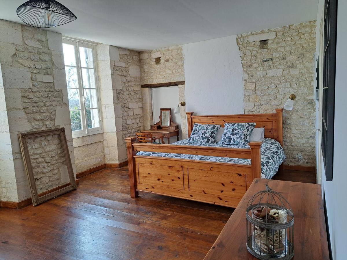 Le Moulin Etourneau - 3 Gites Avec 2 Piscines Champagnac  エクステリア 写真