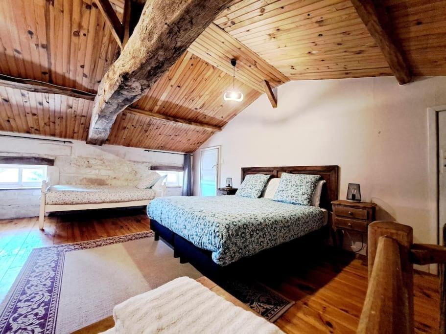 Le Moulin Etourneau - 3 Gites Avec 2 Piscines Champagnac  エクステリア 写真